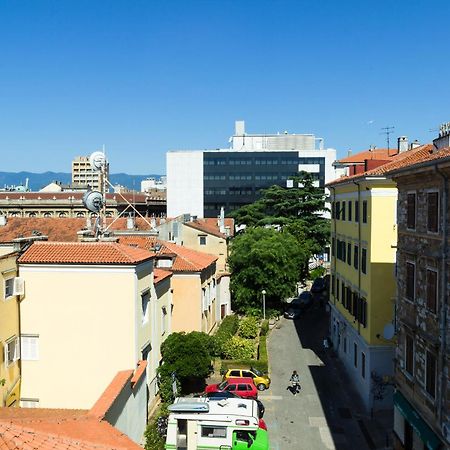 Apartment Mia Rijeka Exterior foto